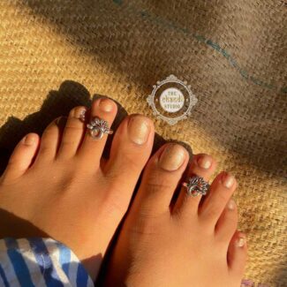 Pihu Toe Ring