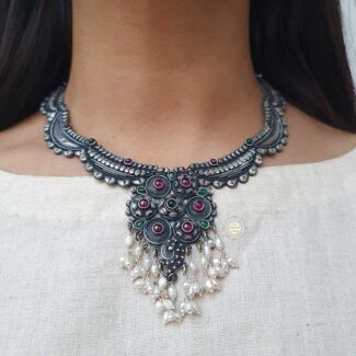 Kolhapuri Pearl Necklace Set