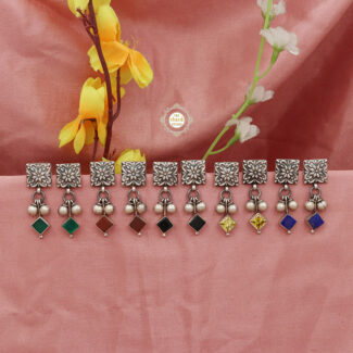 Noor Ghungroo Square Stone Earring