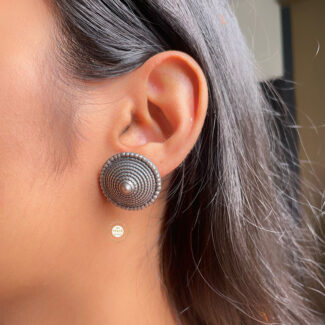 Daana Stud Earring