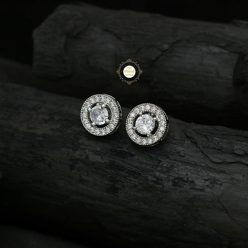 Sparkling Treasure Round Earring